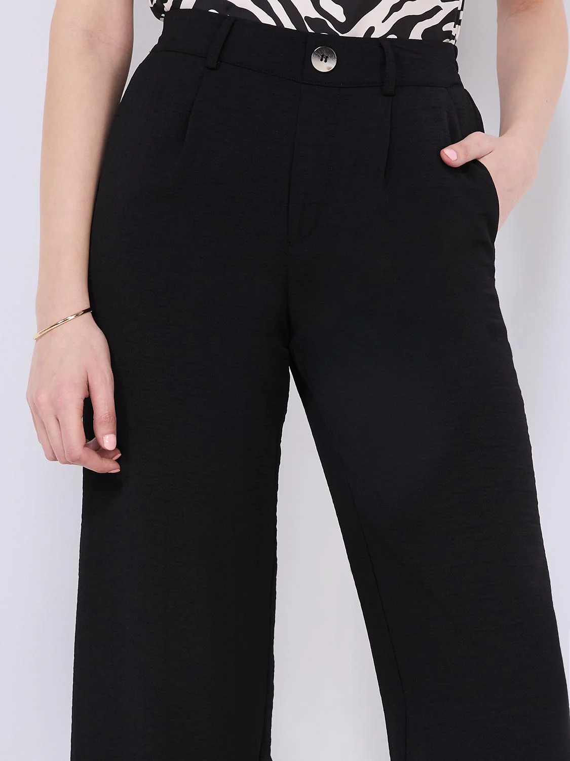 Classic Rise Wide-Leg Pants - Image 3