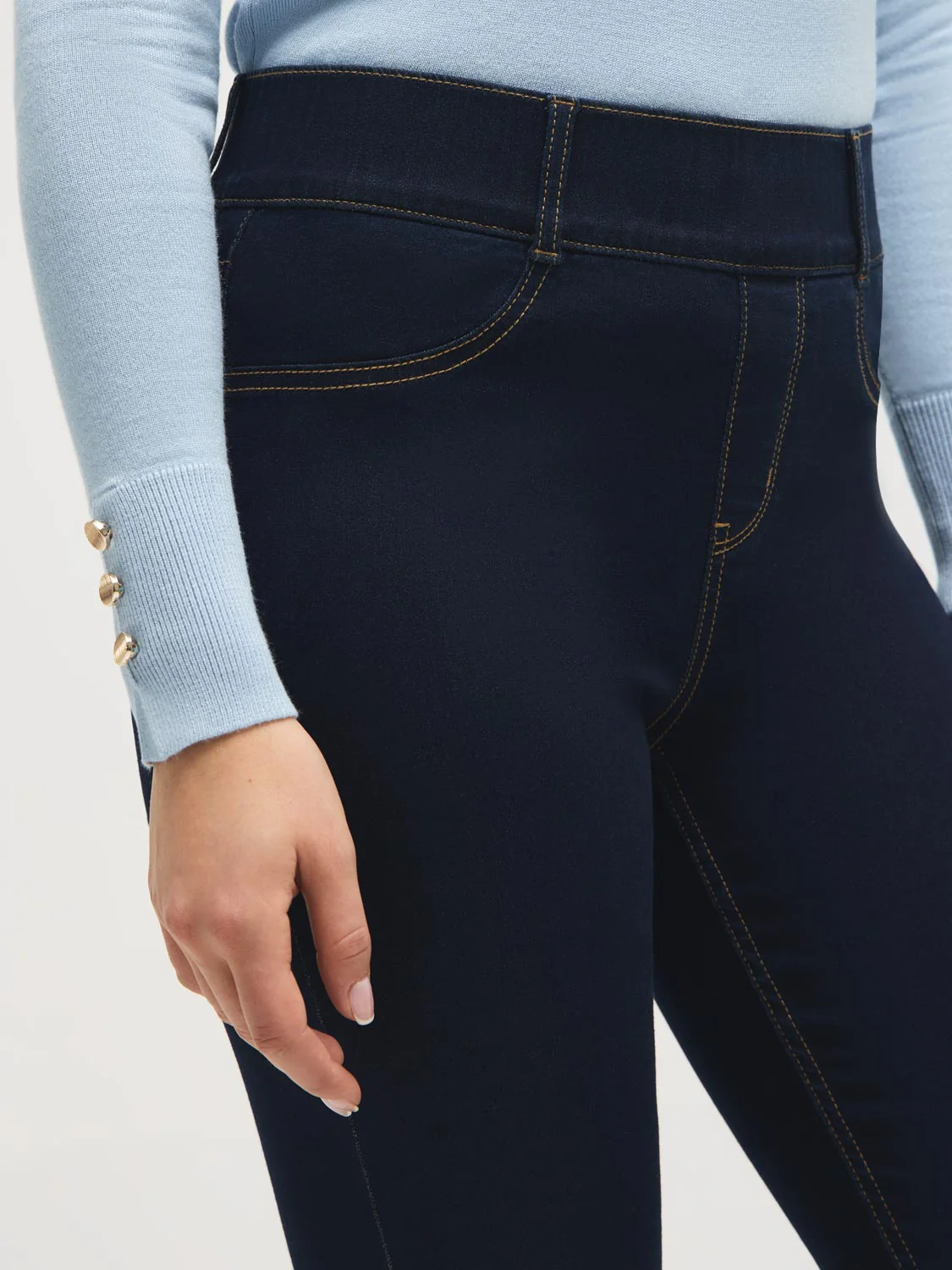 Cotton-Blend Stretch Skinny Jeans - Image 9