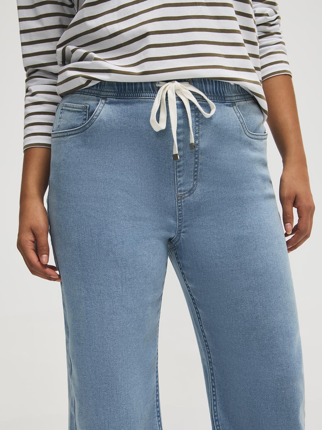 Drawstring Wide-Leg Jeans - Image 5