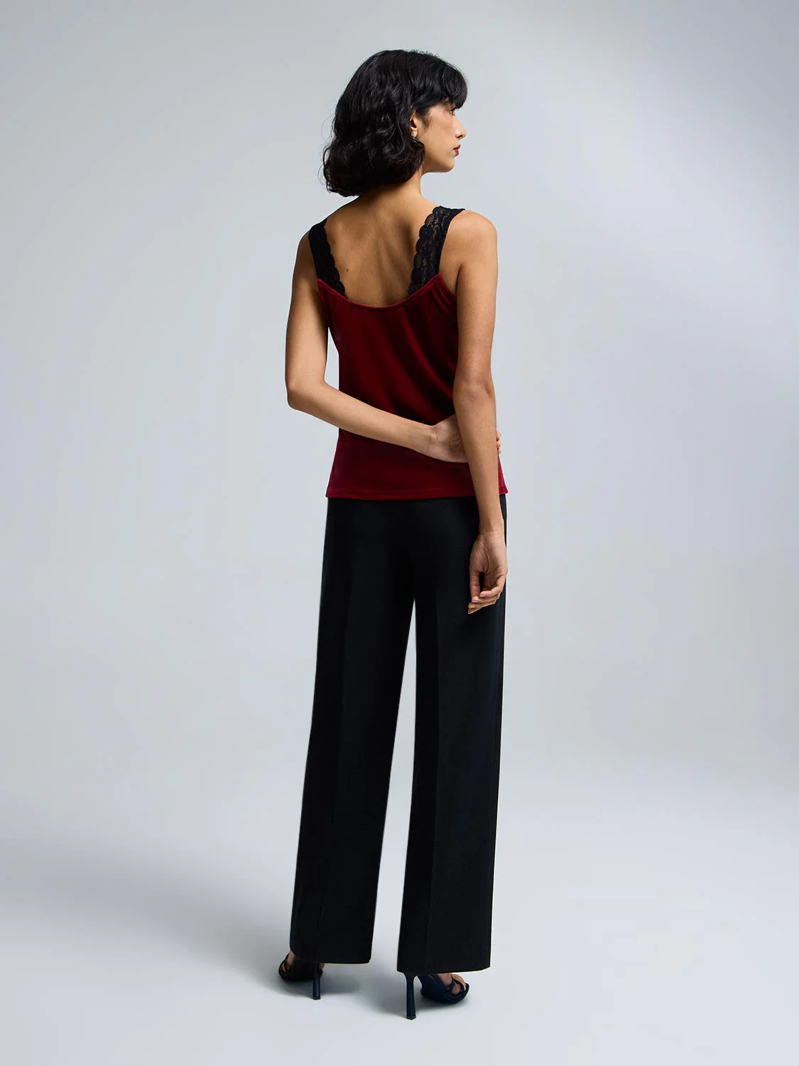 Lace V-Neck Velvet Tank Top - Image 4