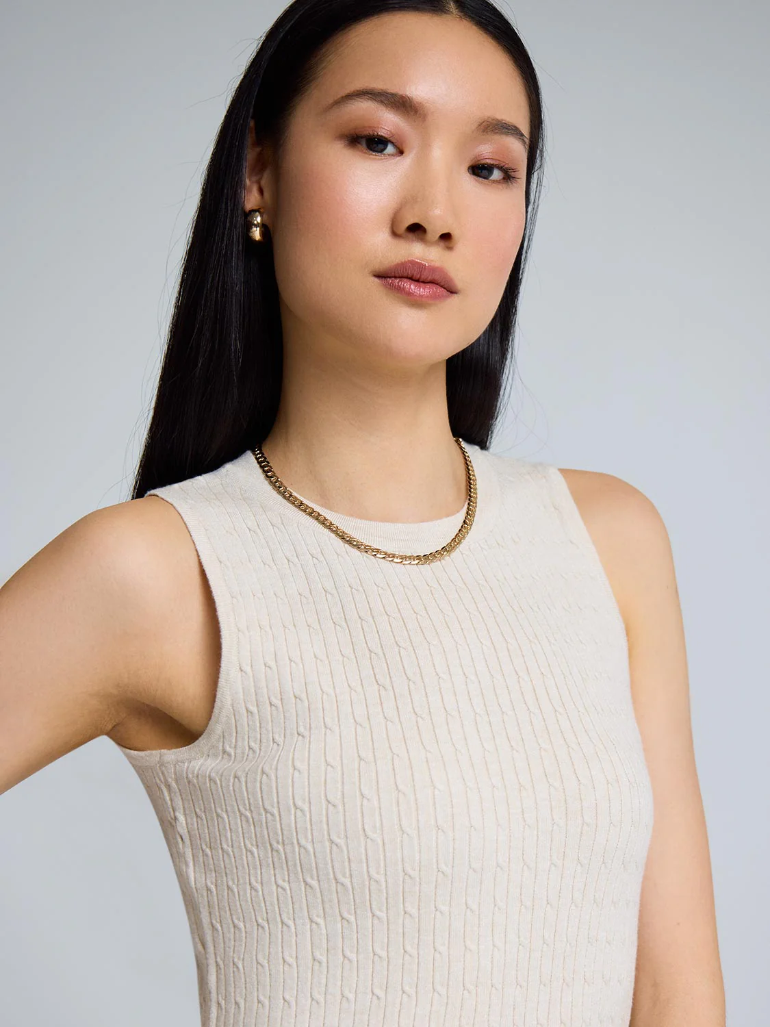 Cable Knit Sleeveless Sweater - Image 6